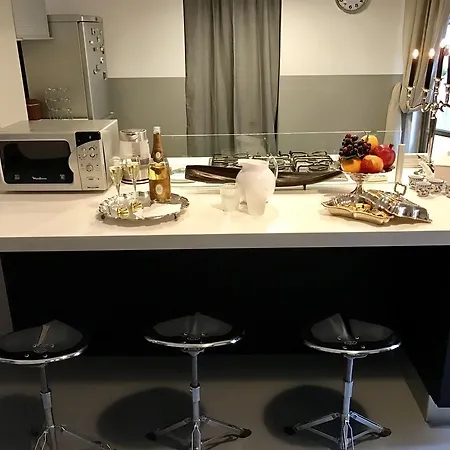 Bed and Breakfast Theater