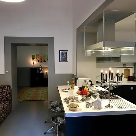 Theater Bed and Breakfast *