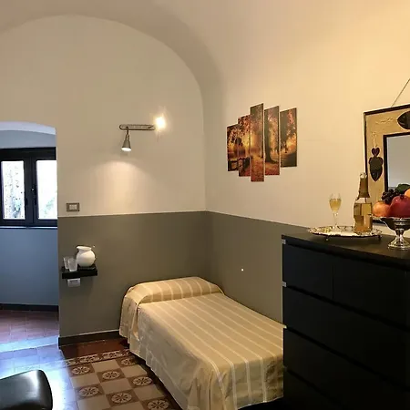 Theater Bed and Breakfast *