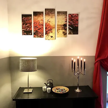 Bed and Breakfast Theater *